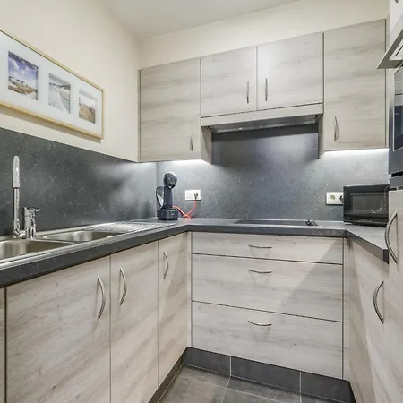 Coastal Retreat W Full Kitchen, Cleaning Included Апартаменты